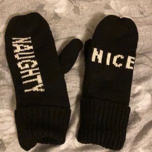 Naughty or nice Christmas mittens